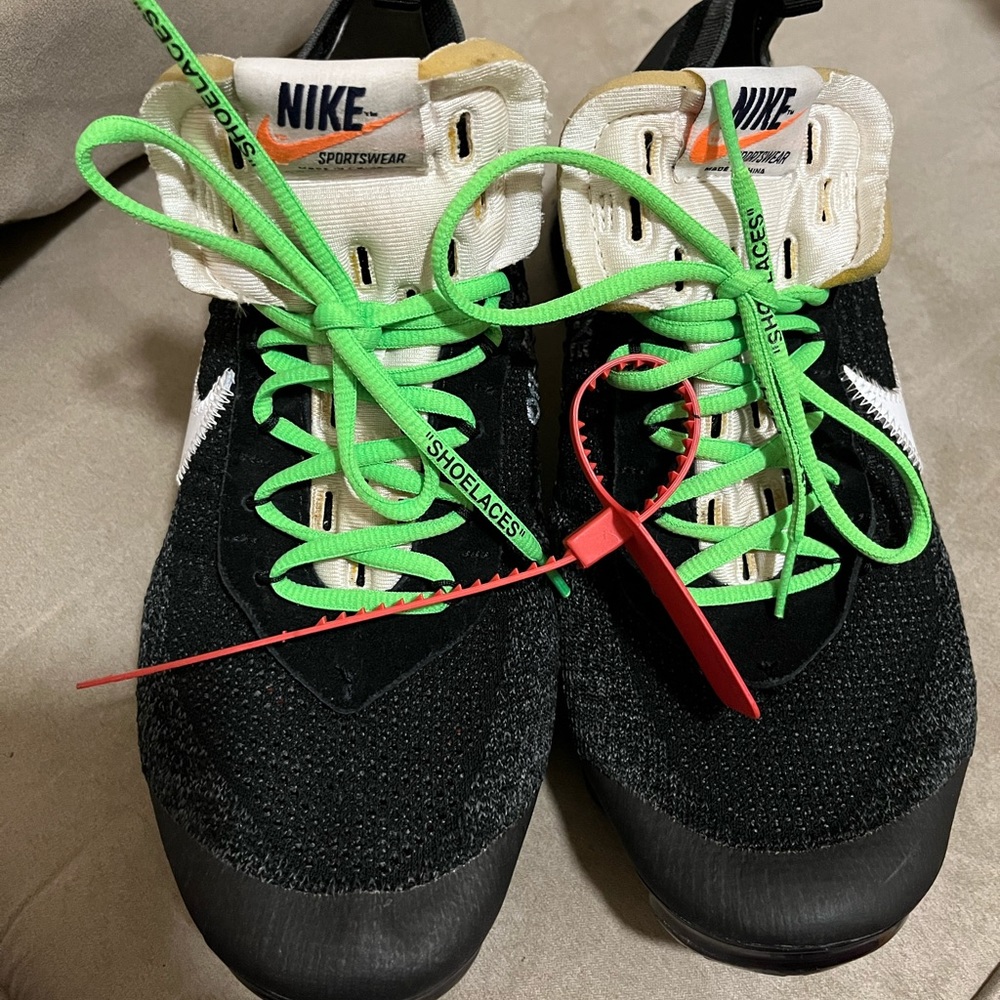 Off white Vapor maxs . Mens size 11